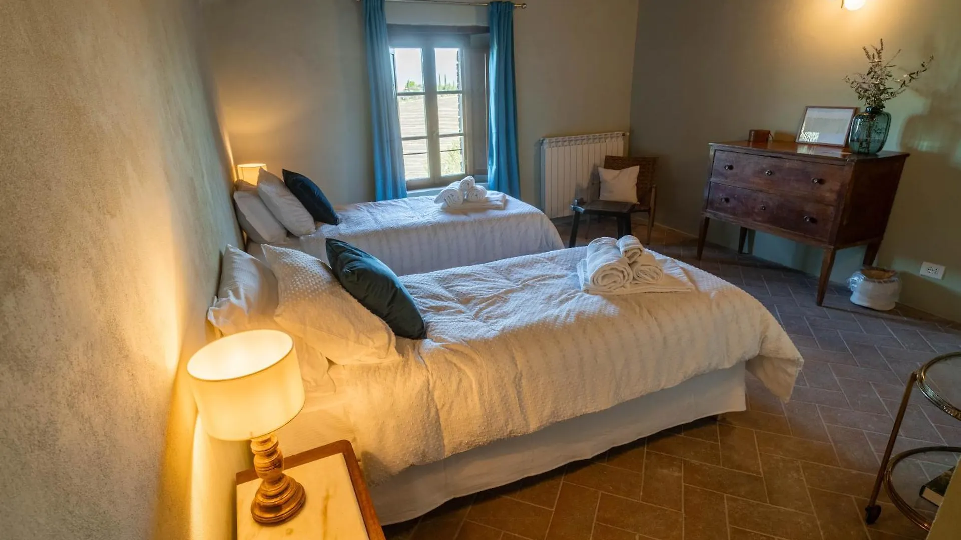 Borgo Belsedere - Apartments At A Historic Estate In Tuscany Trequanda Italy