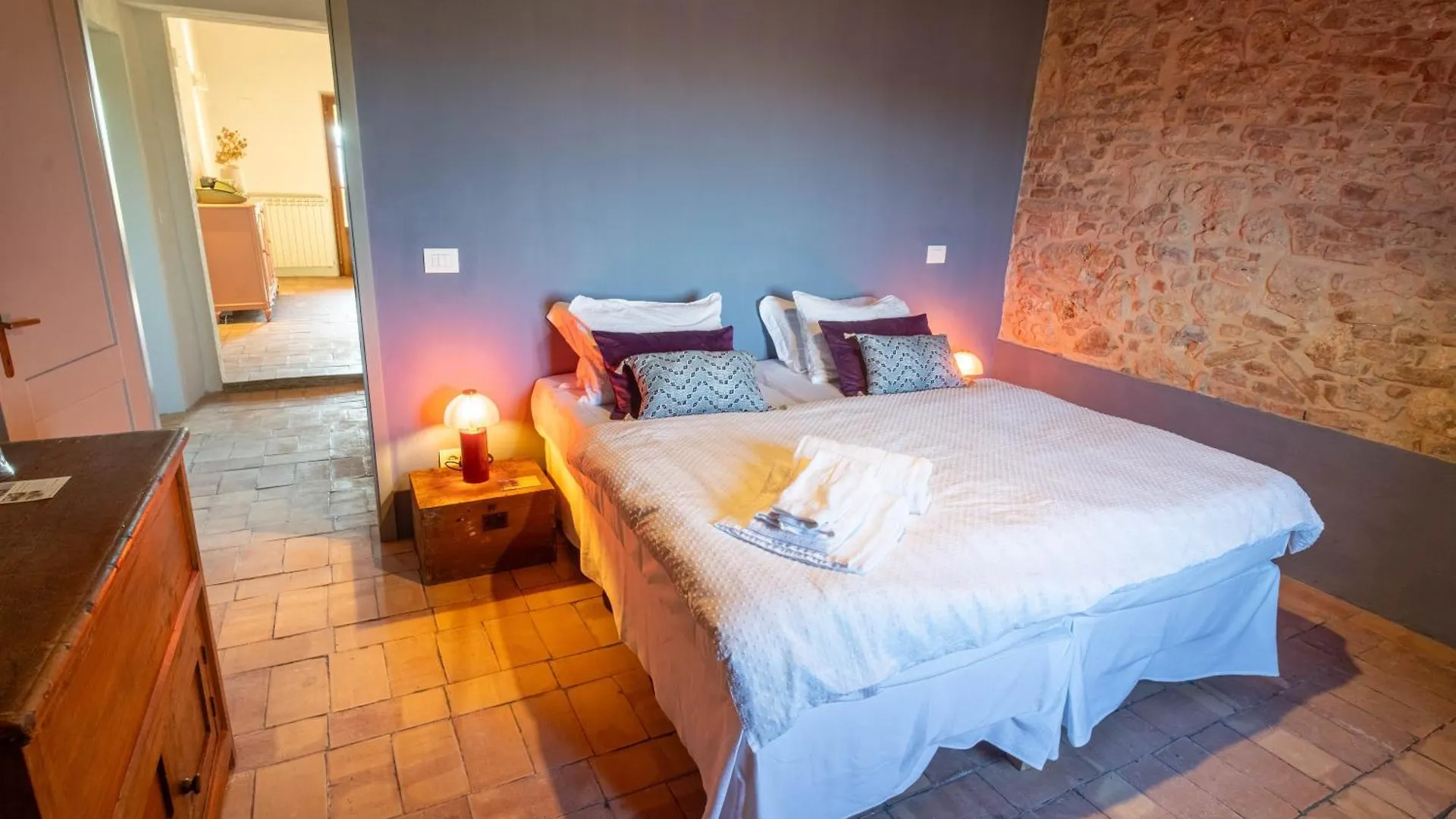 Borgo Belsedere - Apartments At A Historic Estate In Tuscany Trequanda